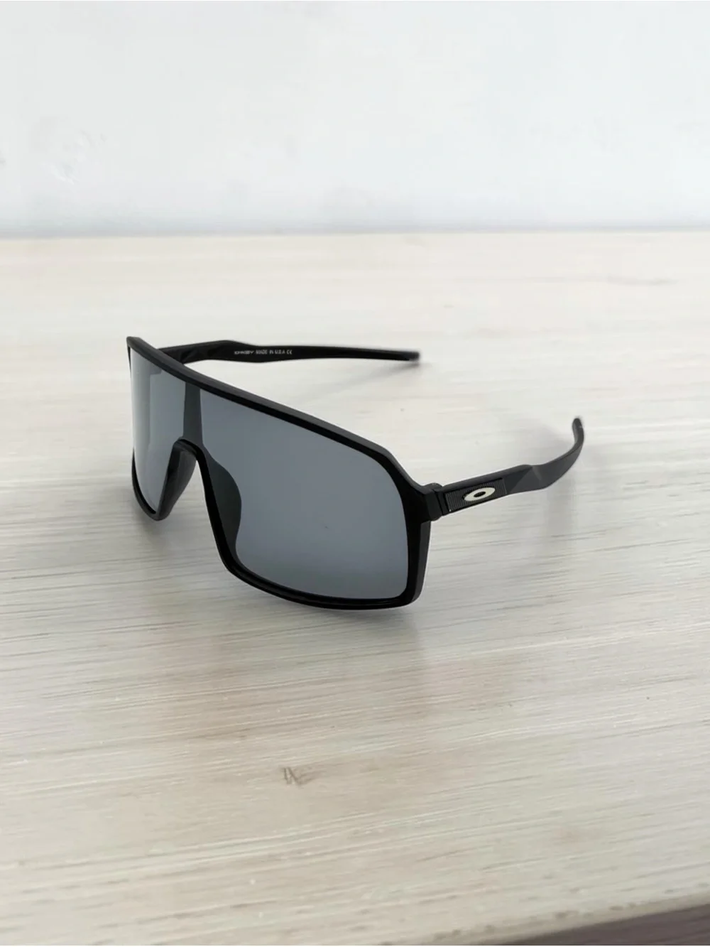 Oakley Sutro Lite Sweep Sunglasses Matte Black Prizm Black Shield w/ Cases